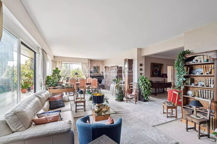 Image No.9-4 Bed Apartment for sale