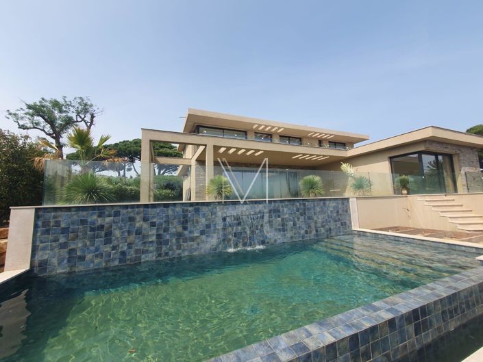 Image No.7-4 Bed House for sale