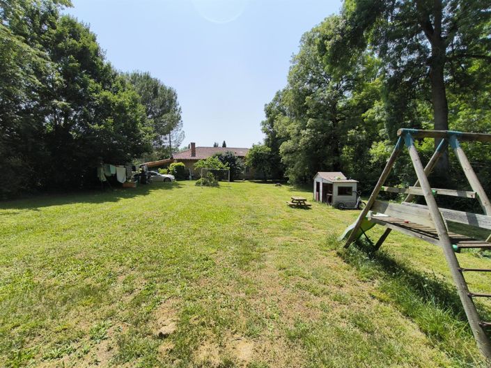 Image No.19-5 Bed House for sale