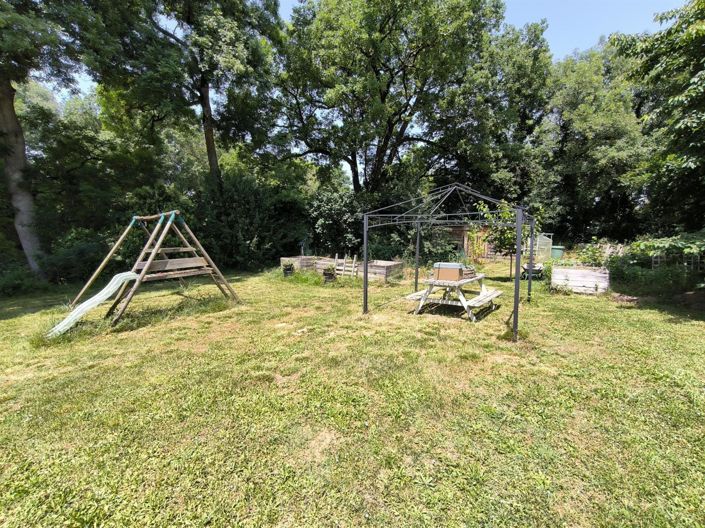 Image No.20-5 Bed House for sale