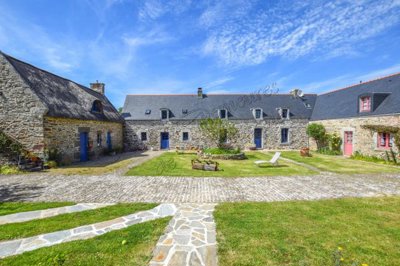 16 Bed Property for sale