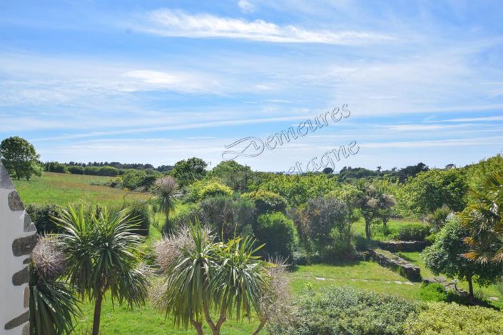 Image No.17-16 Bed Property for sale