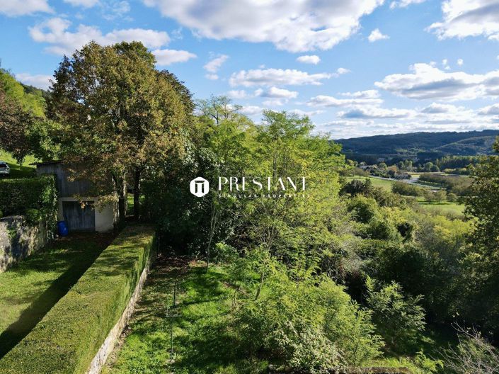 Image No.7-6 Bed Property for sale