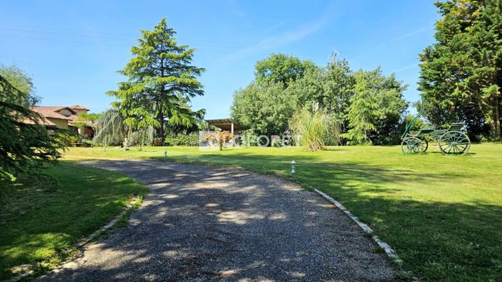 Image No.16-4 Bed House for sale