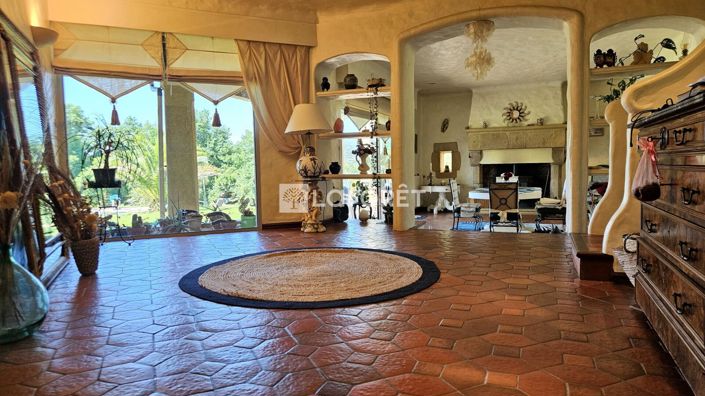 Image No.3-4 Bed House for sale