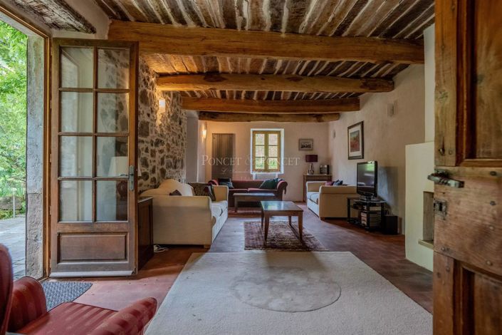 Image No.4-6 Bed House for sale