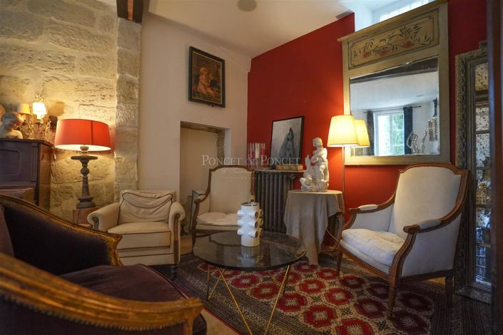 Image No.11-6 Bed House for sale