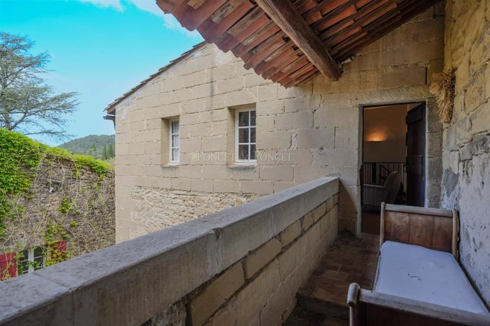 Image No.12-6 Bed House for sale