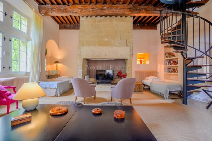 Image No.13-6 Bed House for sale