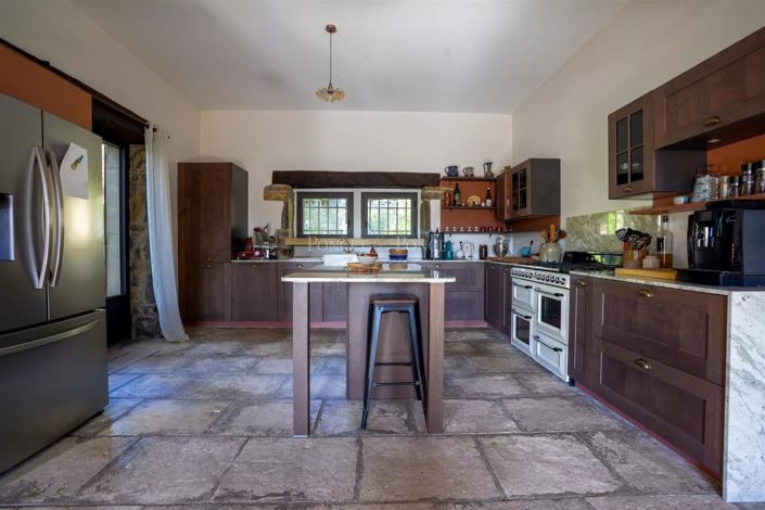 Image No.21-11 Bed House for sale