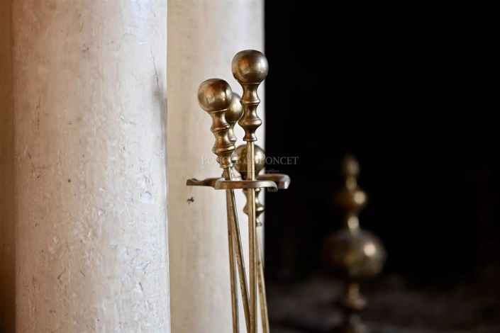 Image No.17-7 Bed House for sale