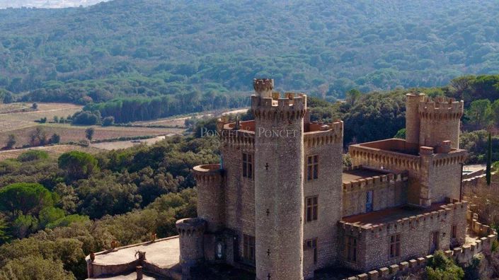 Image No.9-7 Bed House for sale