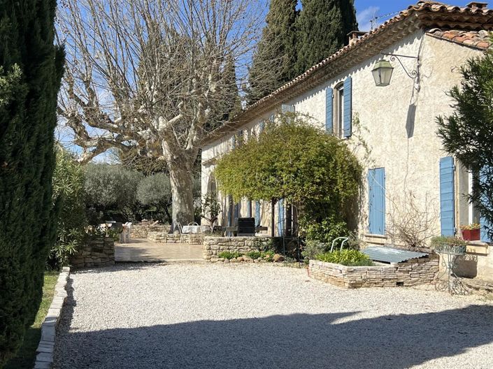 Image No.20-8 Bed House for sale