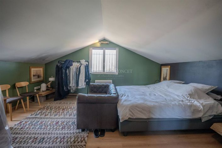 Image No.14-3 Bed House for sale