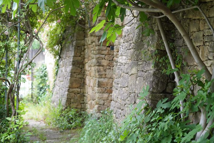 Image No.13-4 Bed House for sale