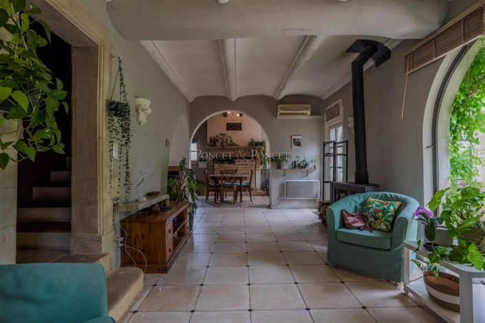 Image No.6-4 Bed House for sale