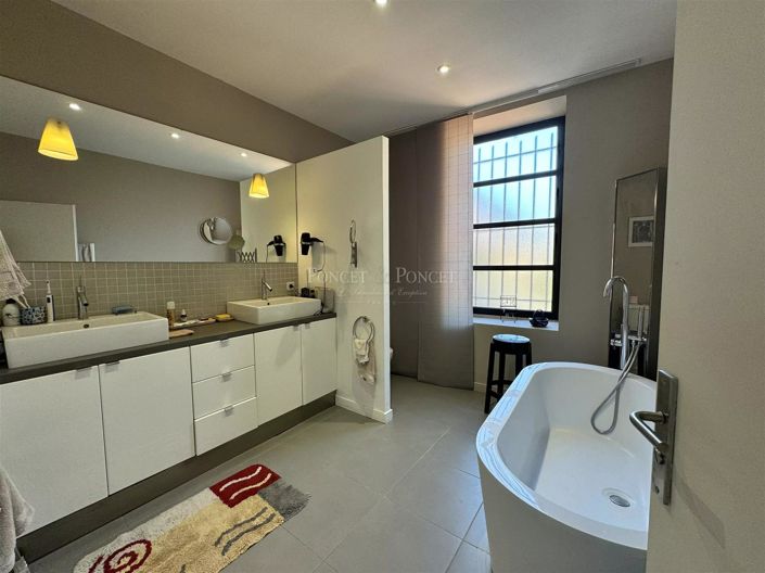 Image No.15-4 Bed House for sale