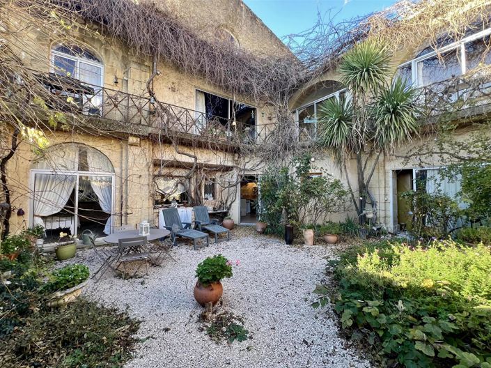 Image No.7-5 Bed House for sale