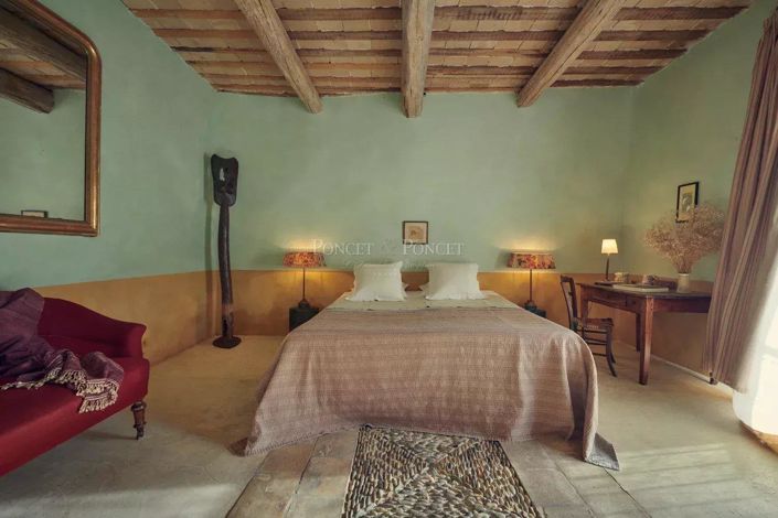 Image No.15-11 Bed House for sale