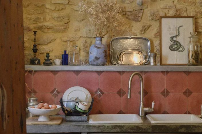 Image No.6-11 Bed House for sale