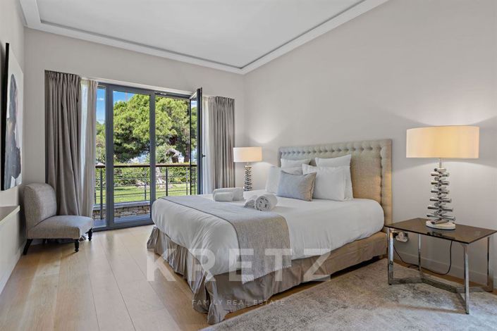 Image No.13-5 Bed House for sale