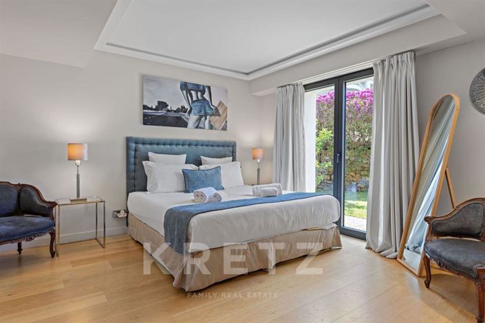 Image No.16-5 Bed House for sale