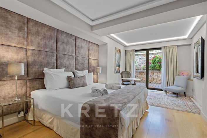 Image No.20-5 Bed House for sale