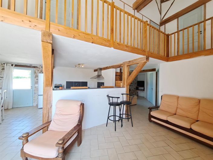 Image No.18-11 Bed House for sale