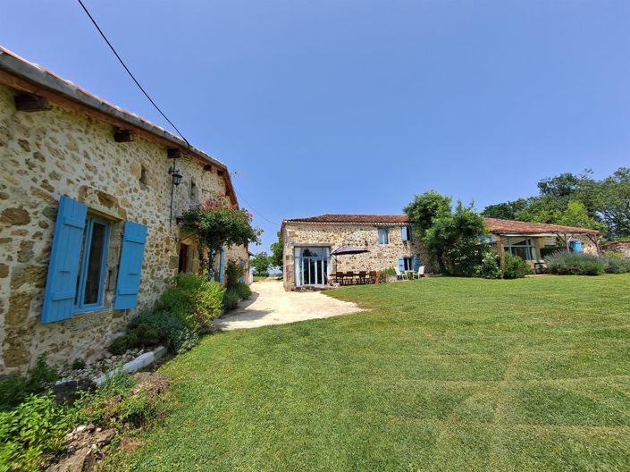 Image No.26-11 Bed House for sale