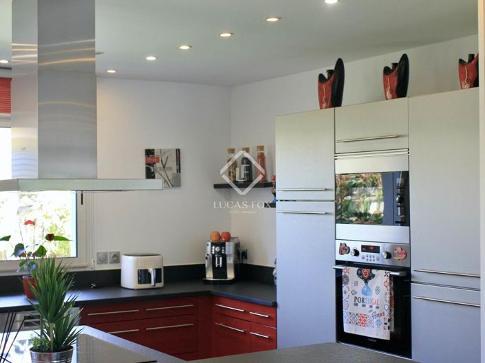 Image No.12-3 Bed House for sale