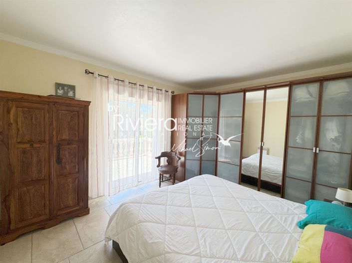 Image No.11-7 Bed House for sale