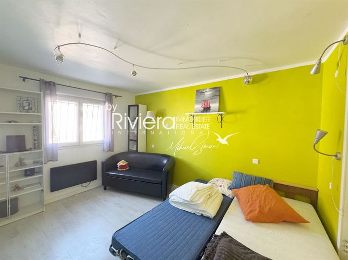 Image No.13-7 Bed House for sale