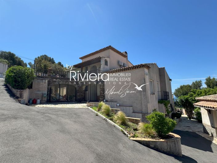 Image No.20-7 Bed House for sale