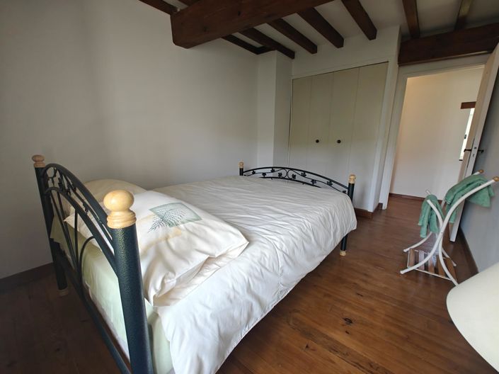 Image No.16-6 Bed House for sale