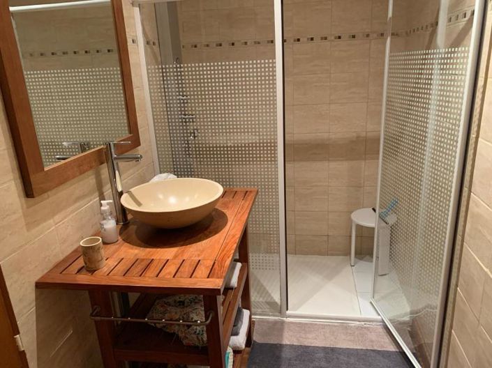 Image No.11-5 Bed House for sale