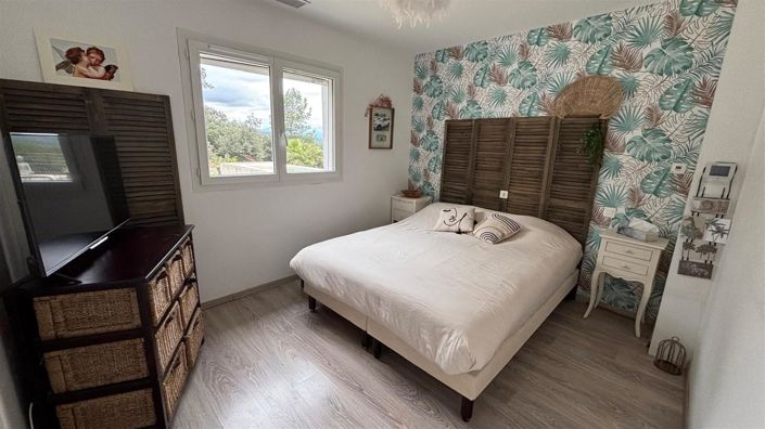 Image No.4-3 Bed House for sale