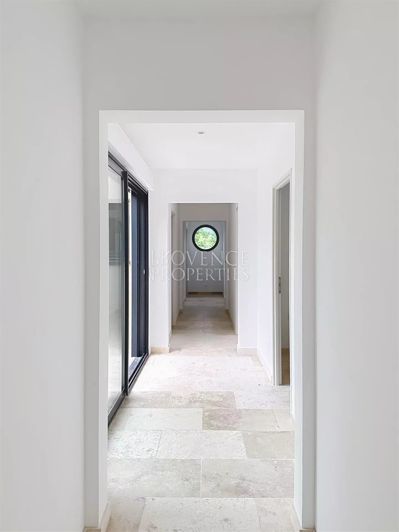 Image No.11-4 Bed House for sale