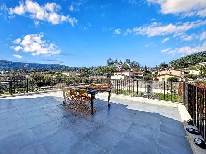 Image No.6-4 Bed House for sale