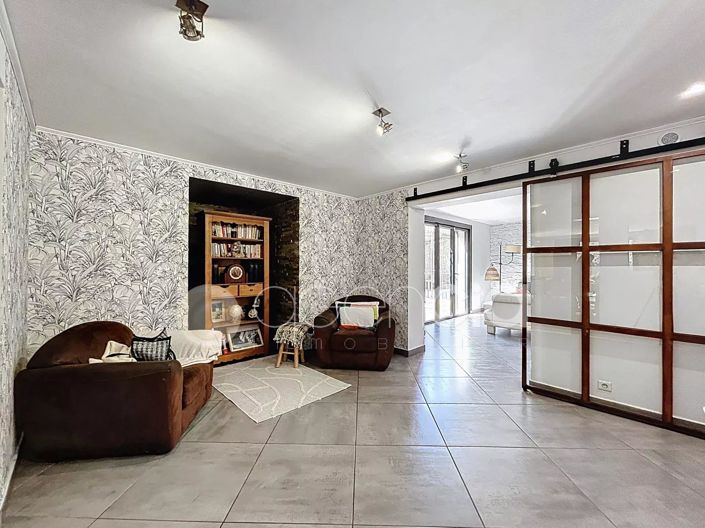 Image No.7-4 Bed House for sale