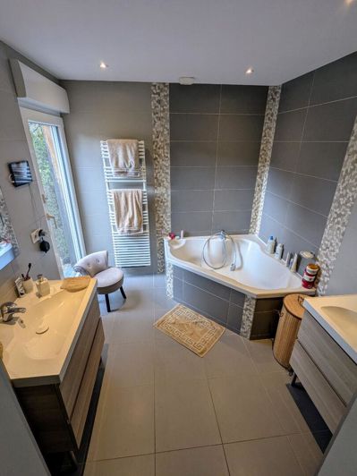 Image No.18-3 Bed House for sale