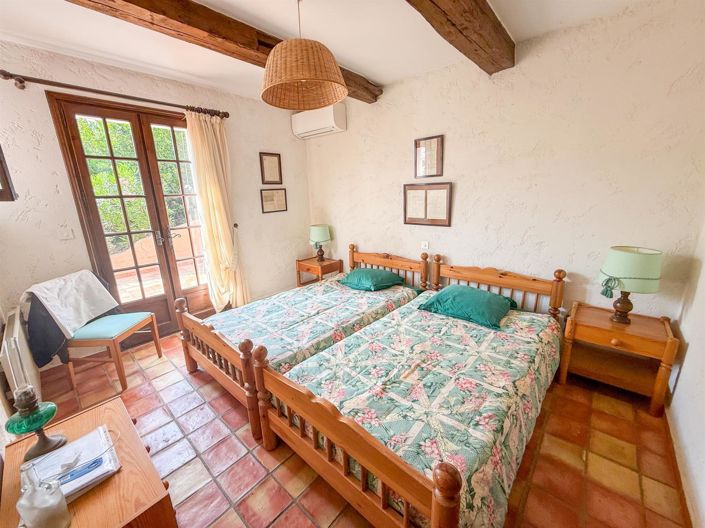 Image No.11-4 Bed House for sale