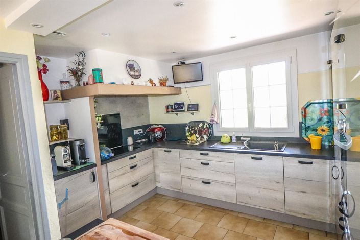 Image No.14-3 Bed House for sale