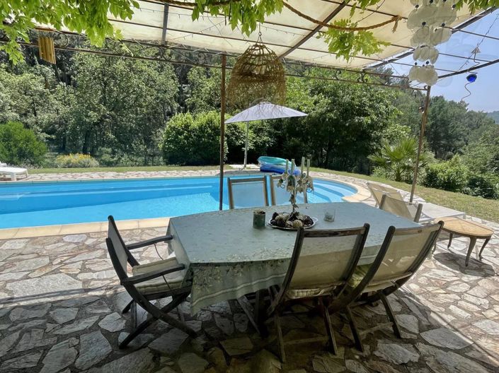 Image No.25-4 Bed House for sale