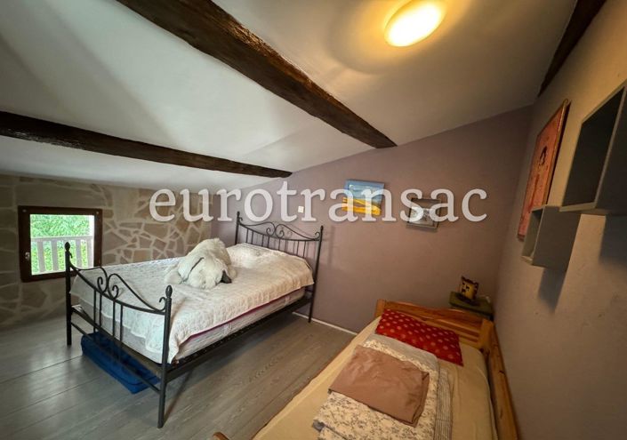 Image No.15-4 Bed House for sale