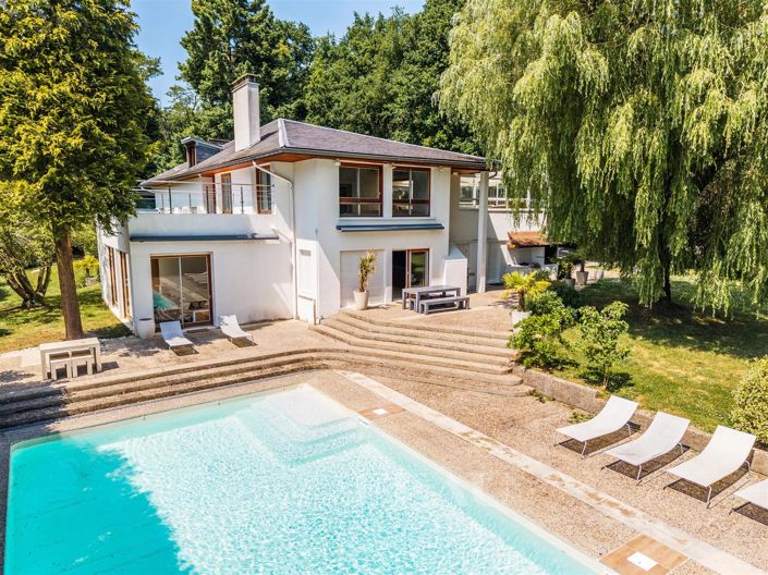 Image No.1-7 Bed House for sale