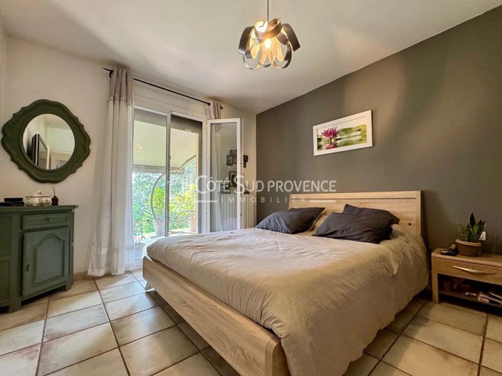 Image No.13-3 Bed House for sale