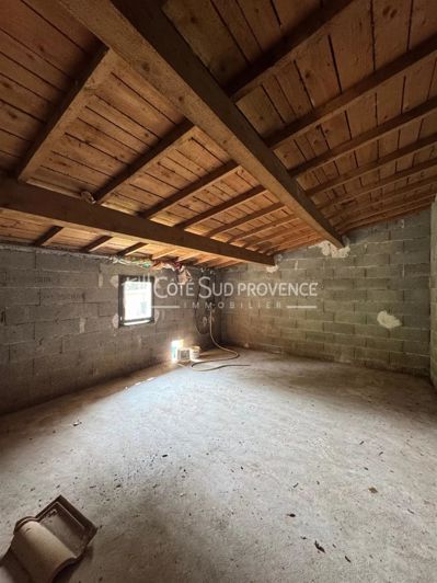 Image No.21-3 Bed House for sale