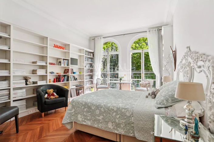 Image No.12-4 Bed Apartment for sale