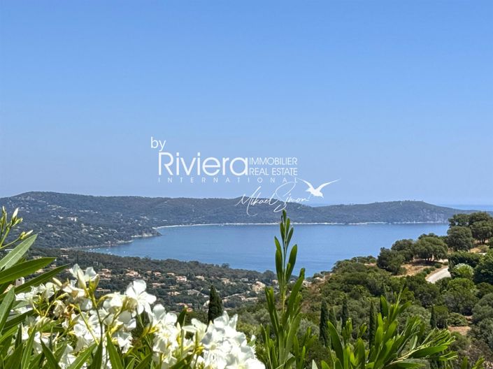 Image No.6-6 Bed House for sale