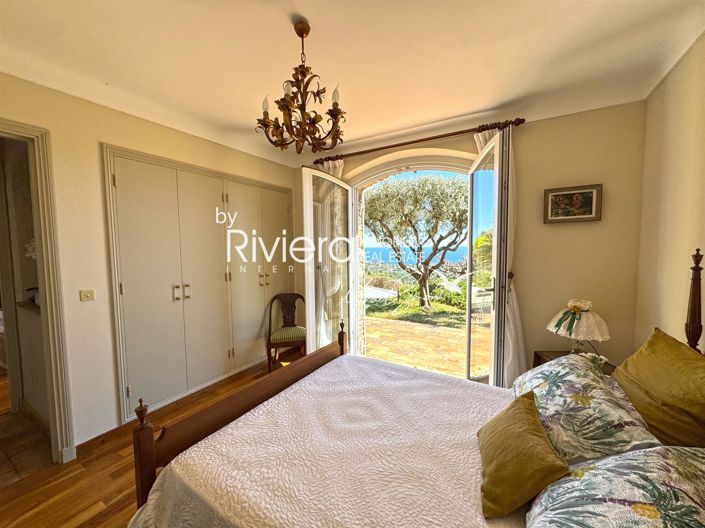 Image No.27-4 Bed House for sale